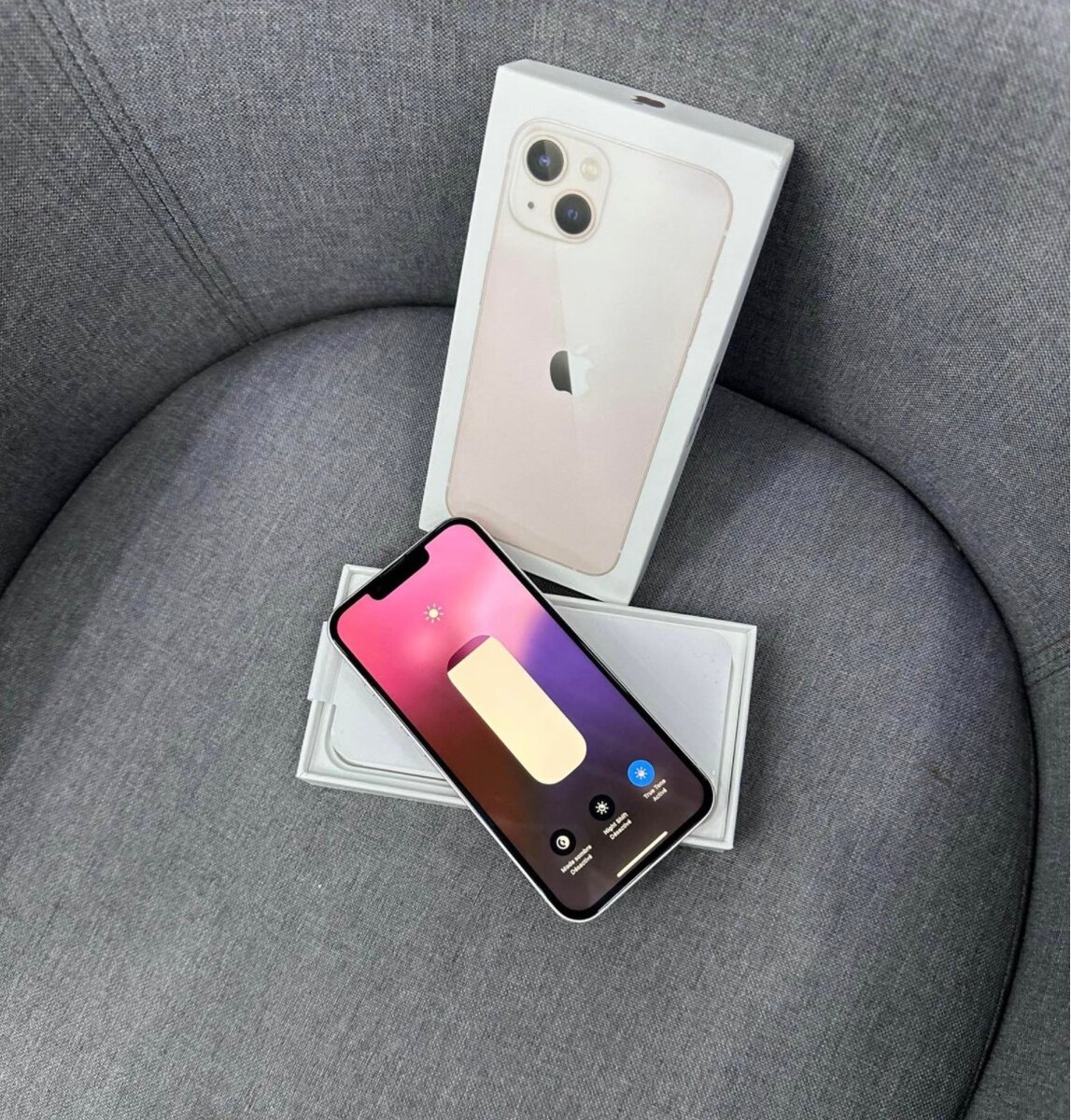 iPhone Apple dans son emballage