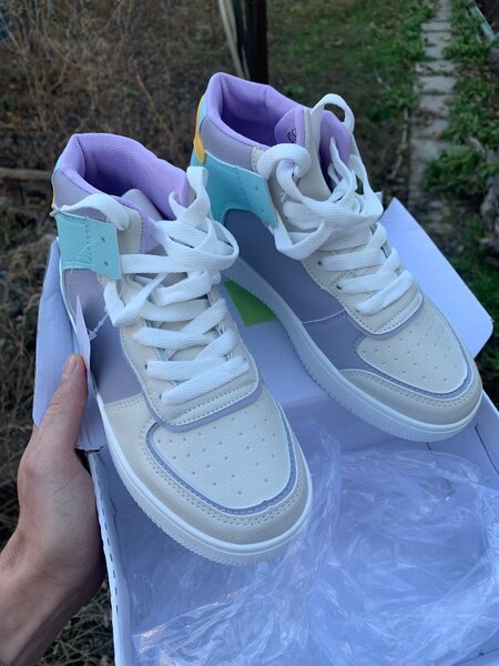 Кеды, кроссовки женские