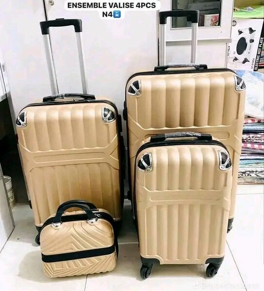 Set de Valises Rigides 4pcs