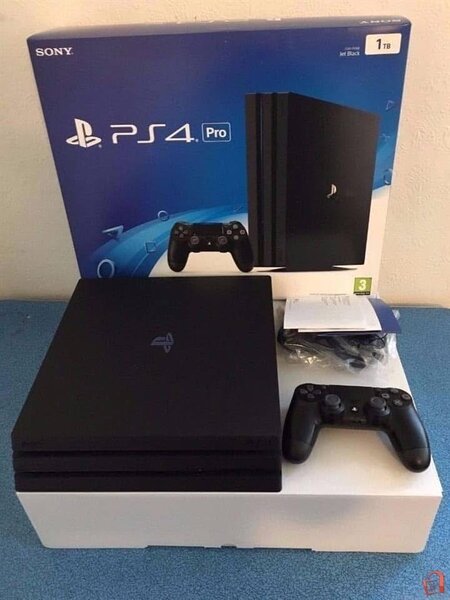 Console Sony PS4 Pro 1TB