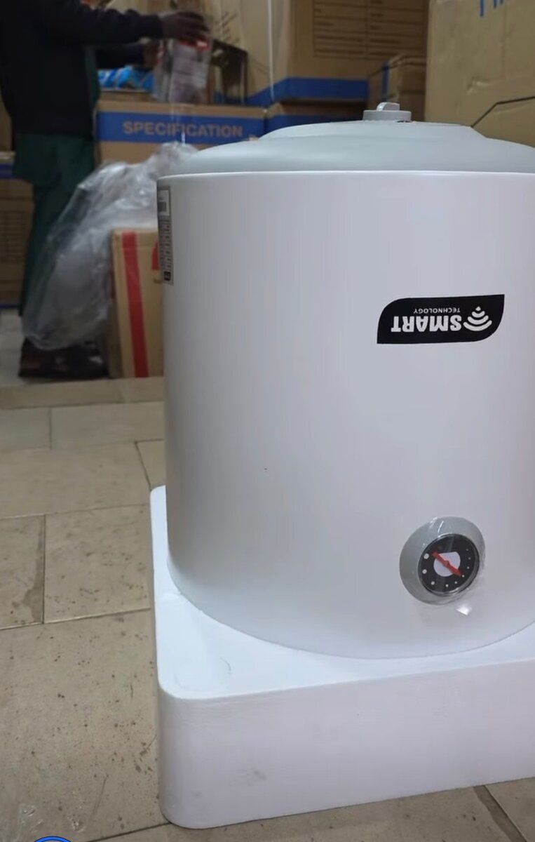 Chauffe-eau électrique compact