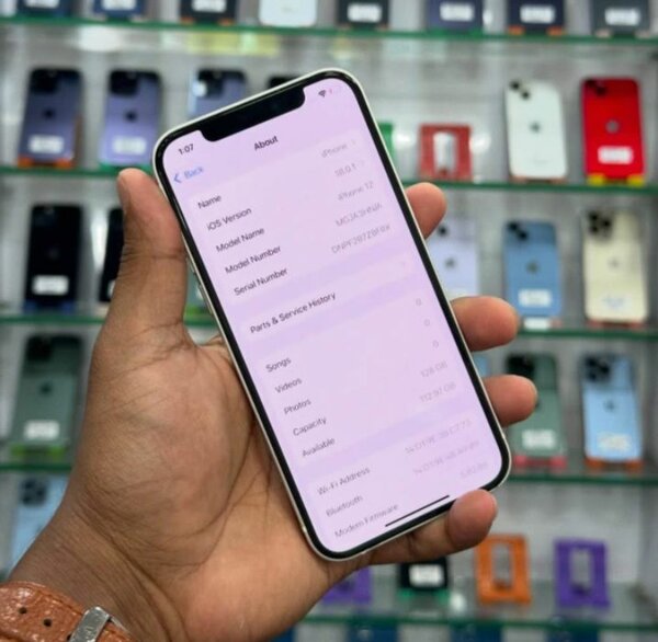IPhone simple12 ;128 blanc