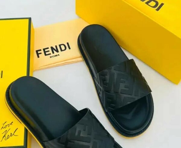 FENDI SLIPPER