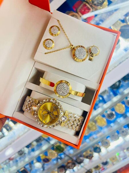 Rings fashion , marriage rings etc