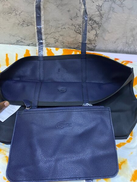 Sac à main fourre-tout élégant