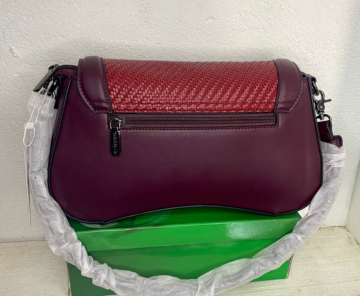 Sac bandoulière tissé élégant