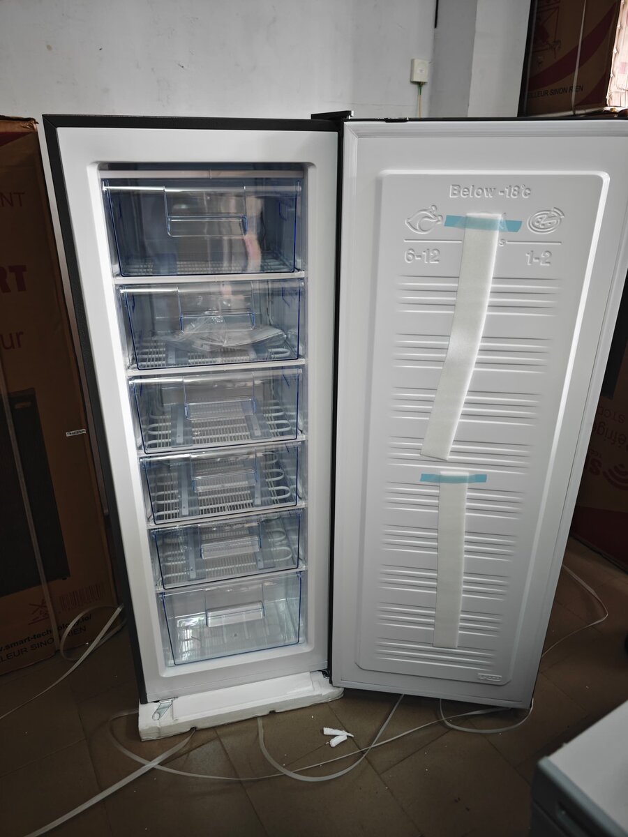 Congélateur vertical 180l