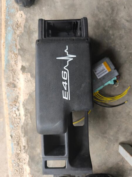 Accoudoir central BMW E46