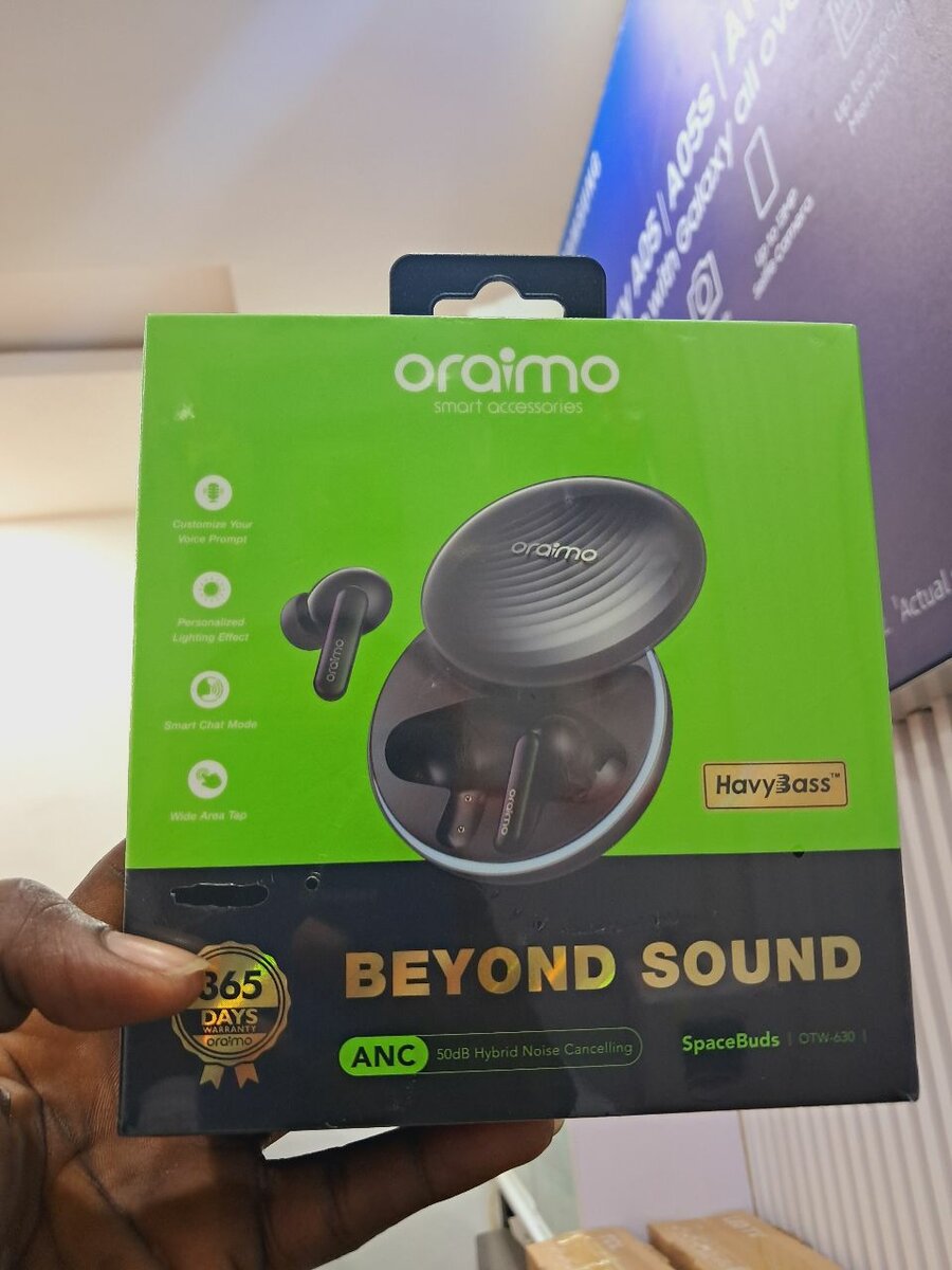 Oraimo space buds with clean , clear and powerful bass