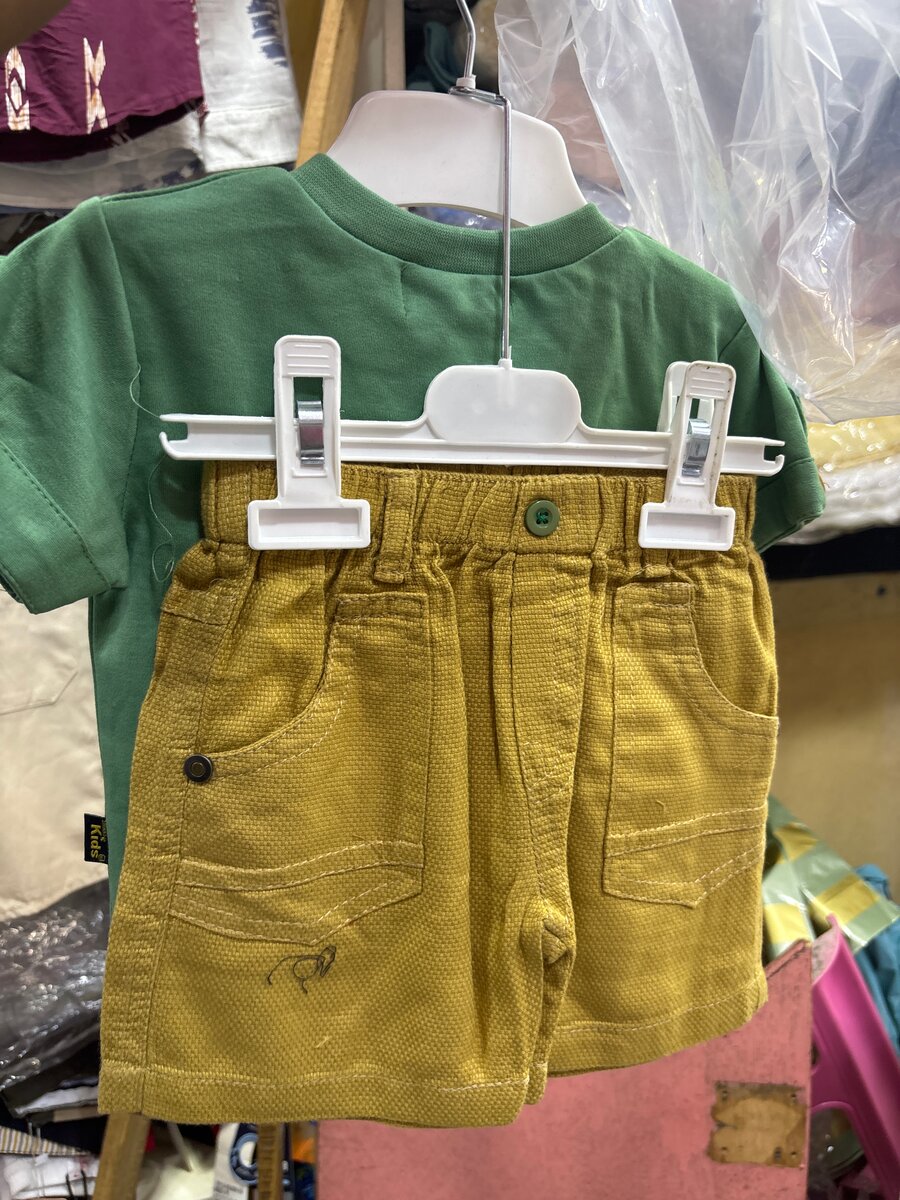 Ensemble T-shirt Vert et Short