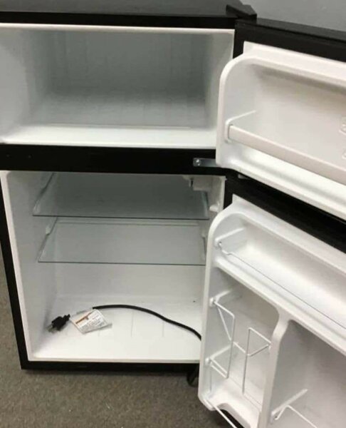 Réfrigérateur Panasonic Noir