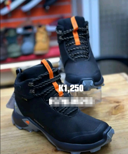 VICO BOOTS SNEAKERS 