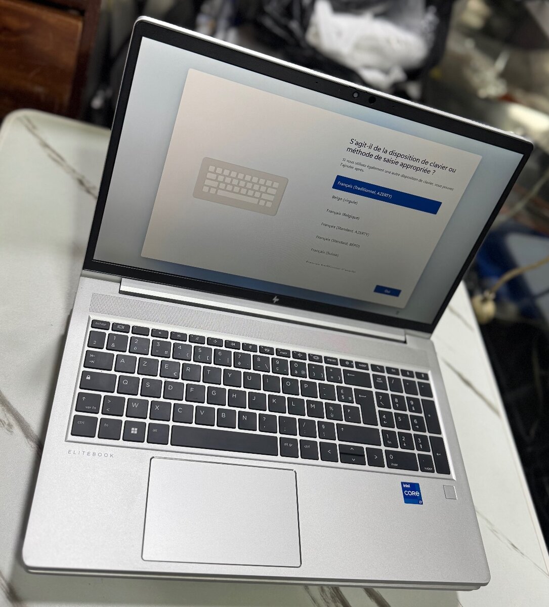 hp elitebook g10 i7 13th génér