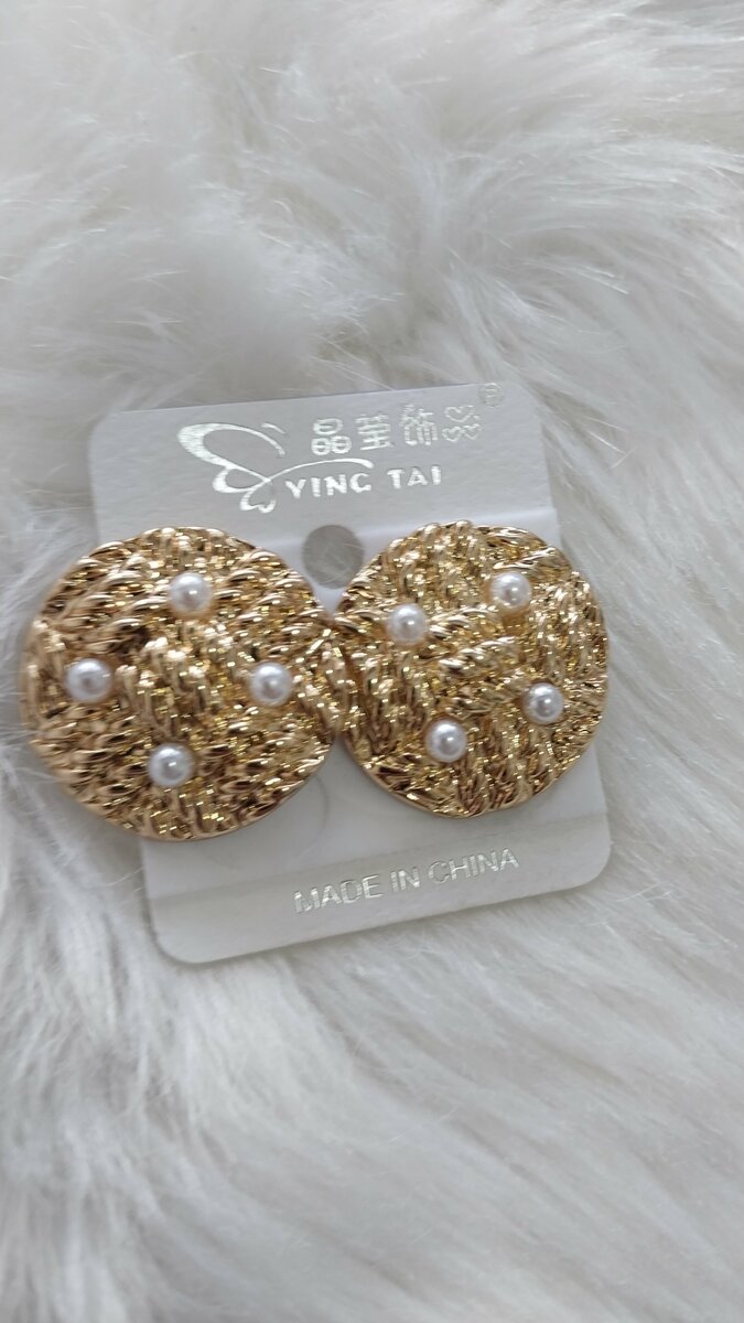 Non tarnish earrings