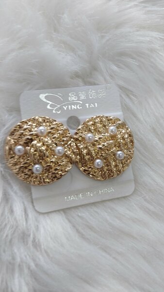 Non tarnish earrings