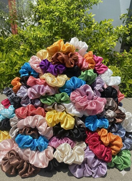 Chouchous en satin colorés