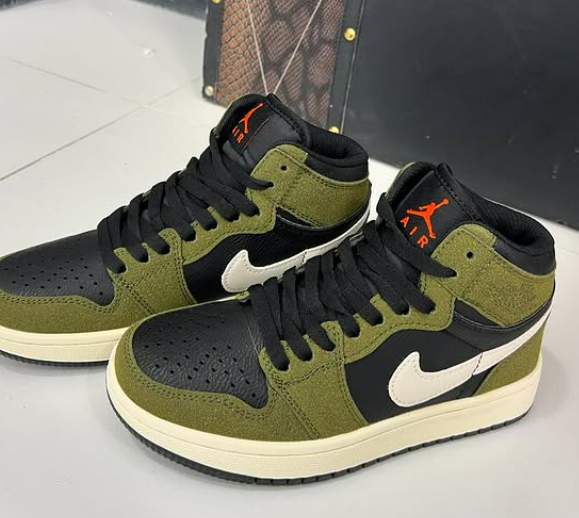 Кроссовки Jordan - отличный выбор для повседневной носки, он также идеально дополнит ваш образ 🤗