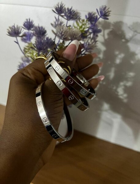 Bracelet en or élégants