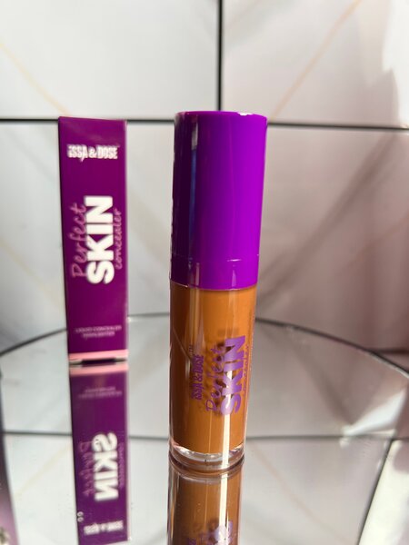 Concealer issa&dose