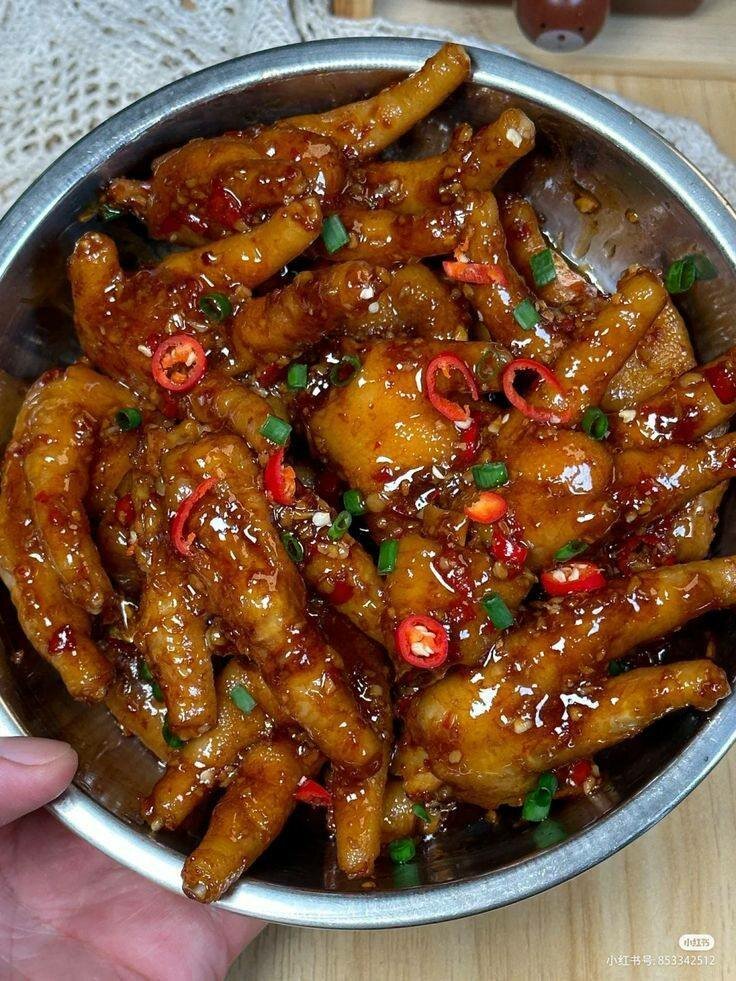 Pieds de Poulet Épicés