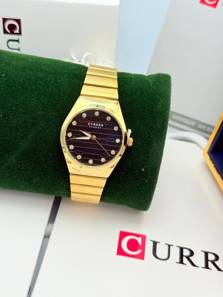 Montre Femme Élégante