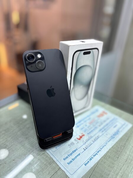 iPhone 15simple 128 GB Noir