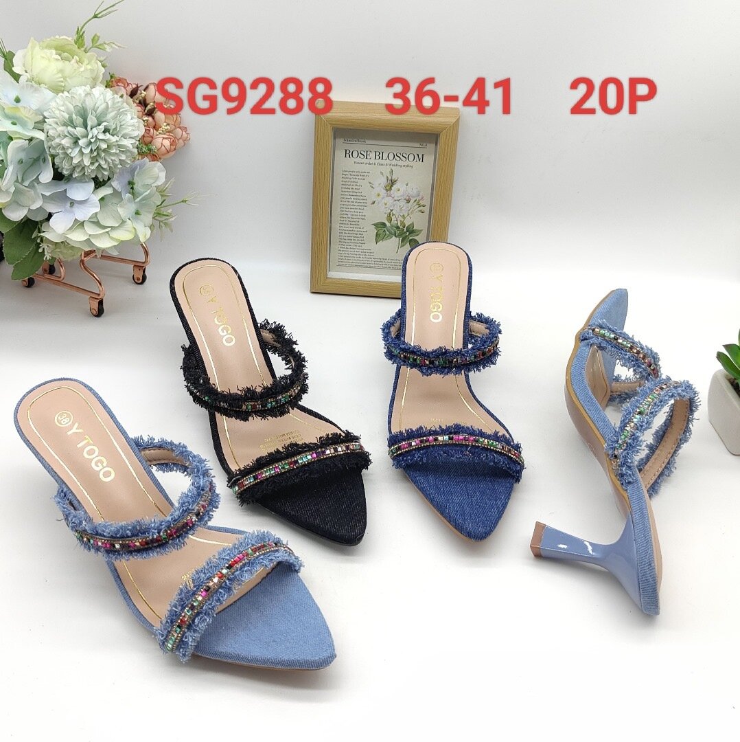 Sandales à talons avec perles