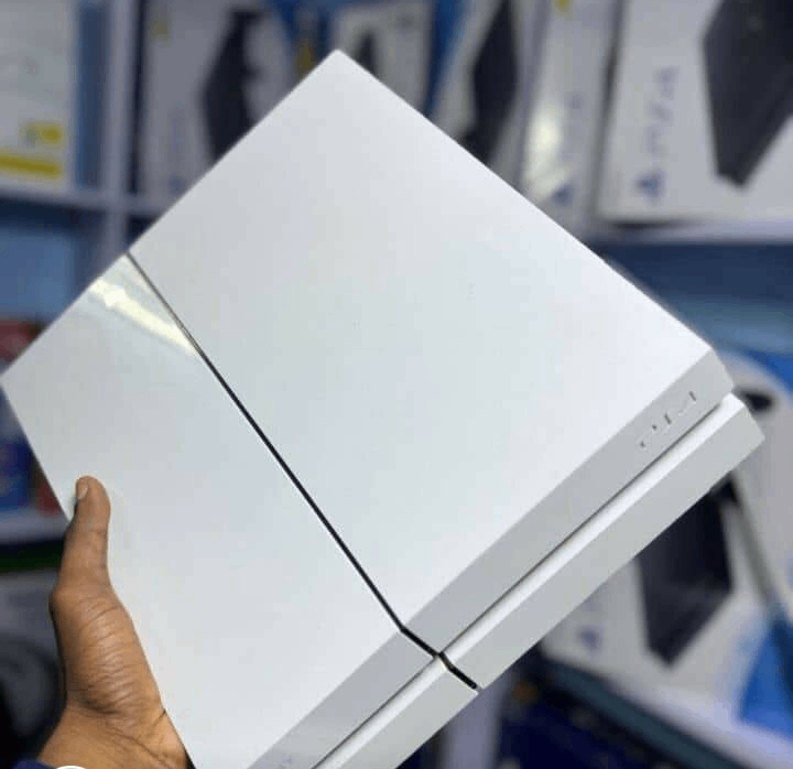 Console PS4 Blanche avec Manette