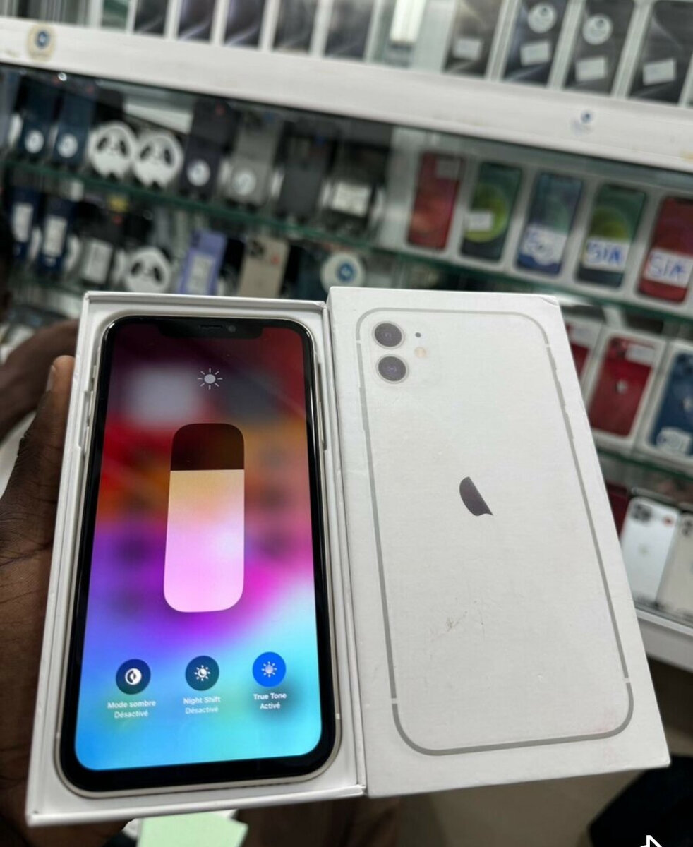 iPhone 11 64GB Blanc Débloqué