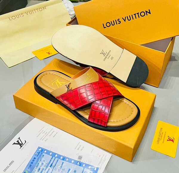 Louis Vuitton quality slippers