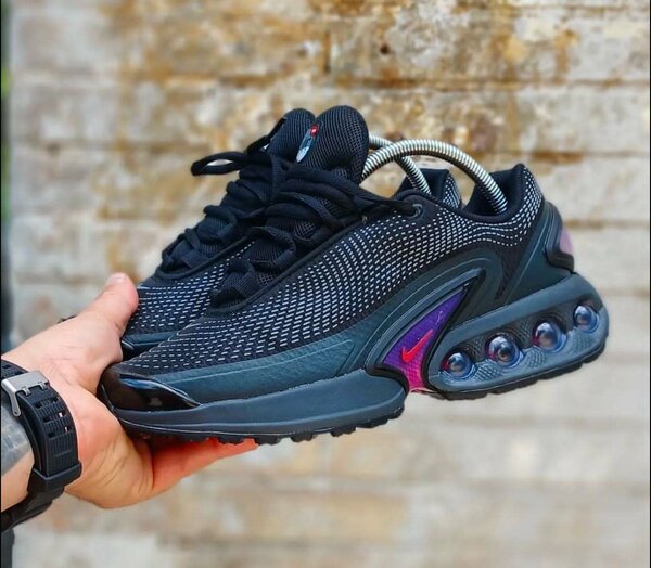Paire de Nike tn