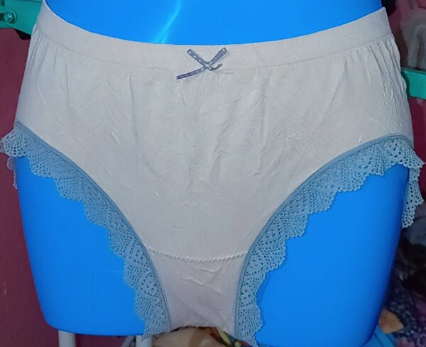 Culotte dentelle élégante