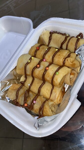 Crêpes tartinées de chocolat