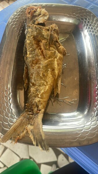 Poisson frit (très grande portion)