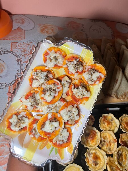 Mini-pizzas apéritives savoureuses