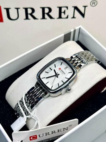 Montre Carrée Curren