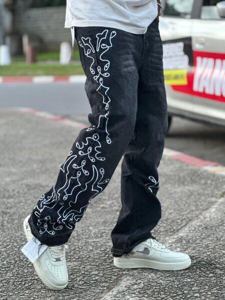 Jeans tendance avec motifs