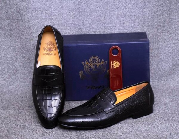 Les chaussures 100% cuir véritable