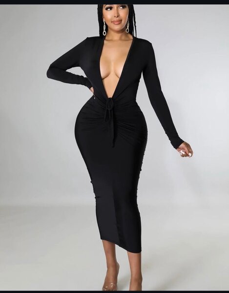 Robe élégante asymétrique