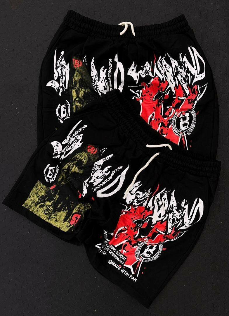 Shorts et T-shirt imprimés colorés