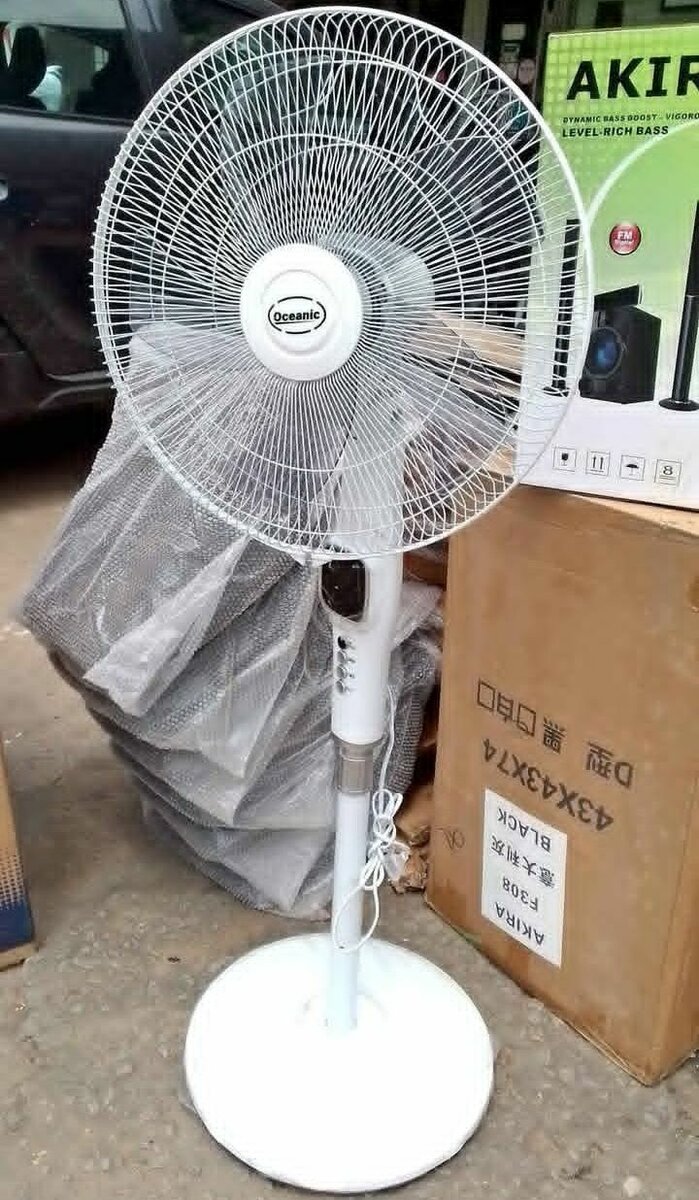 Ventilateur sur pied oscillant