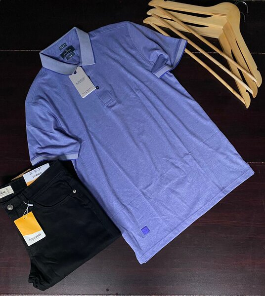 Jeans and T-shirt combo