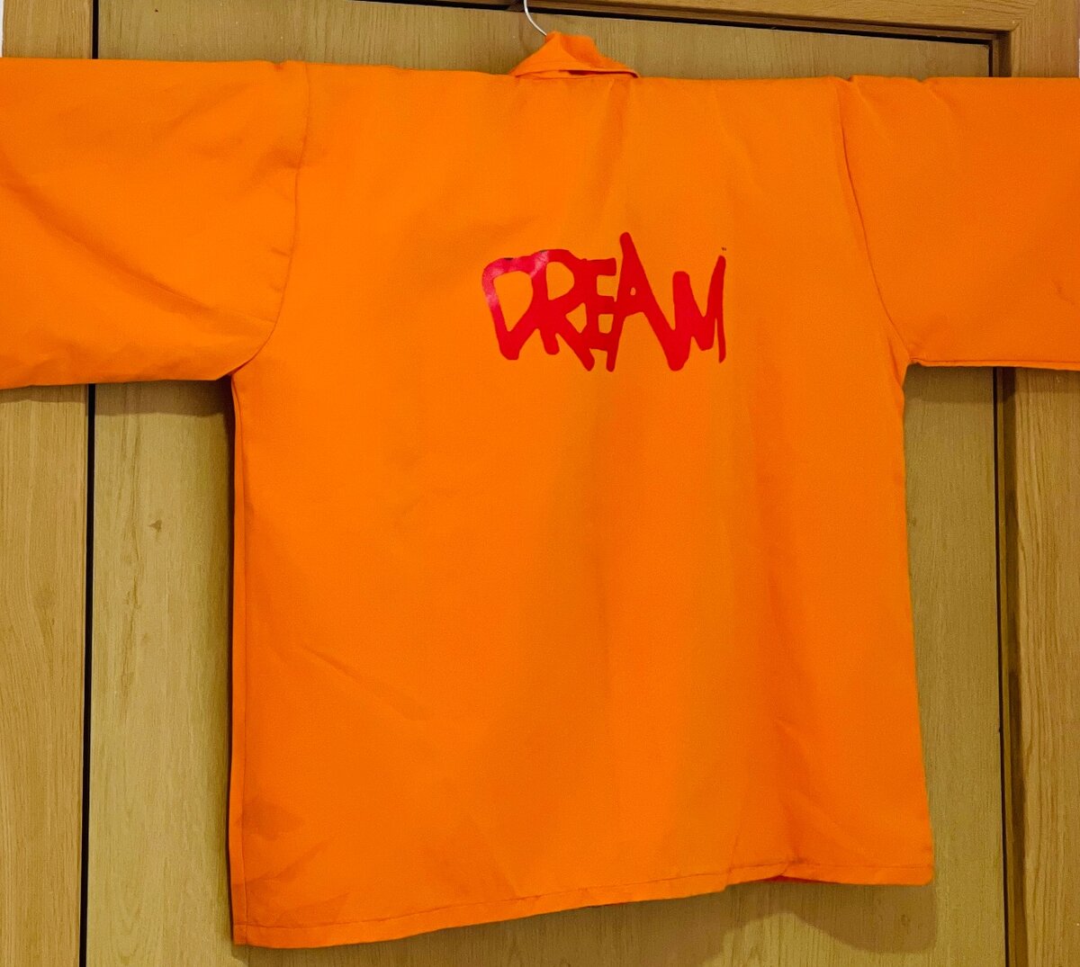 Veste Orange à Motif Graffiti