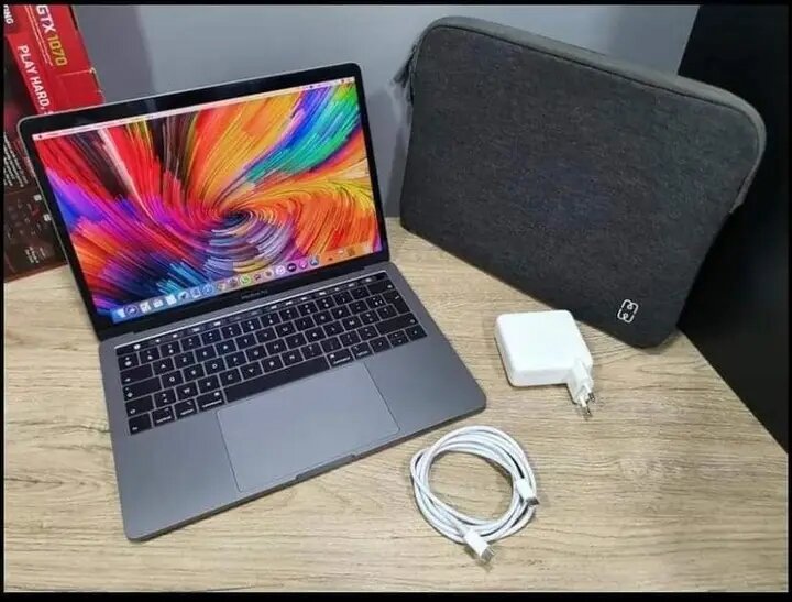 Ordinateur portable avec accessoires