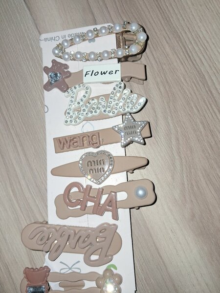 Заколка для волос