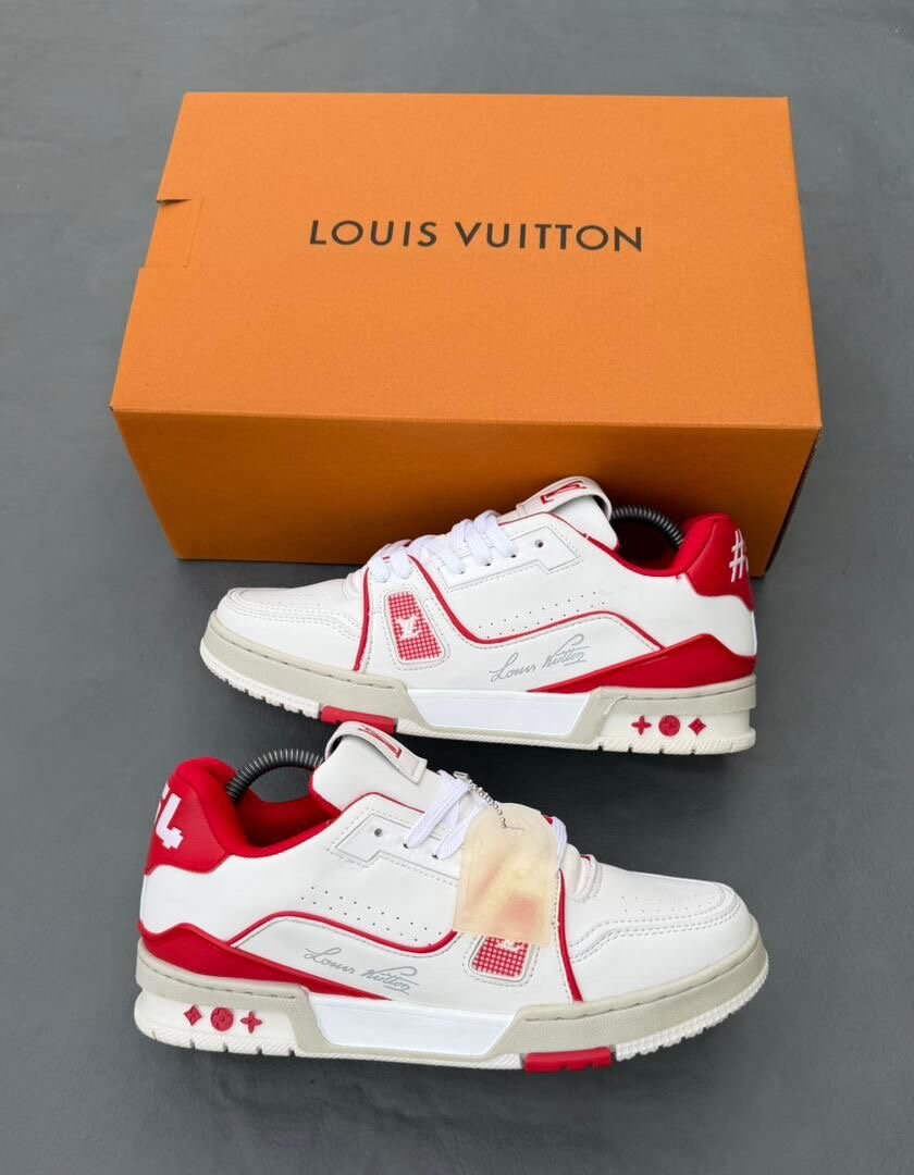 Baskets Louis Vuitton Rouges