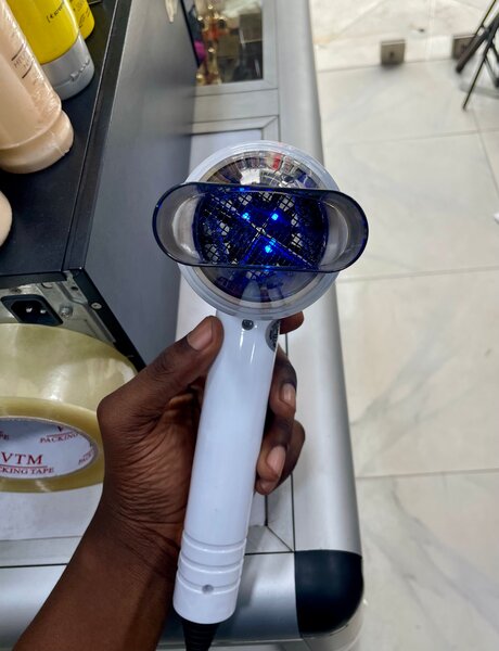 Sèche-cheveux Compact Puissant