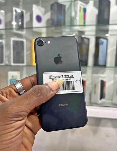 iPhone 7 simple 32GB Noir