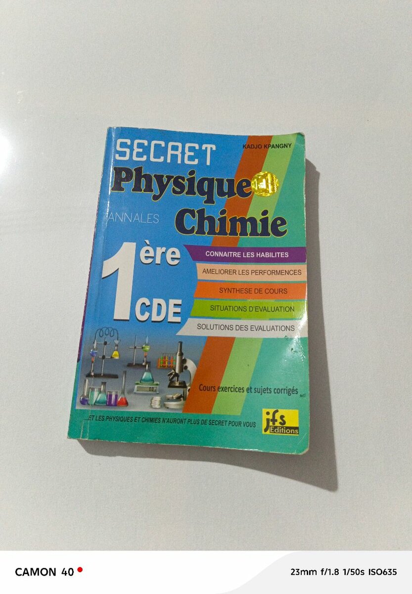 Livre de chimie 1ère CDE