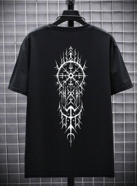 T-shirt noire imprimée graphique